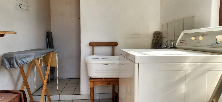 3 Bedroom Property for Sale in Bredasdorp Western Cape